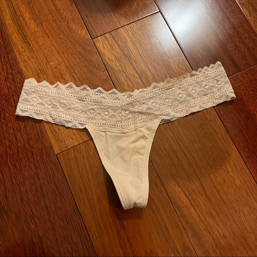 VS Pink extra low rise thong